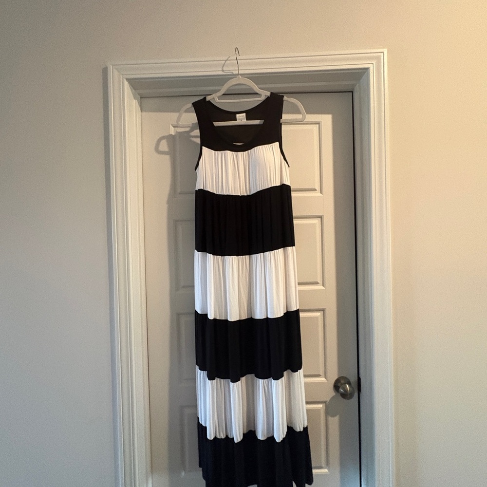 SOMA Elegant  Black and White Striped Maxi Dress